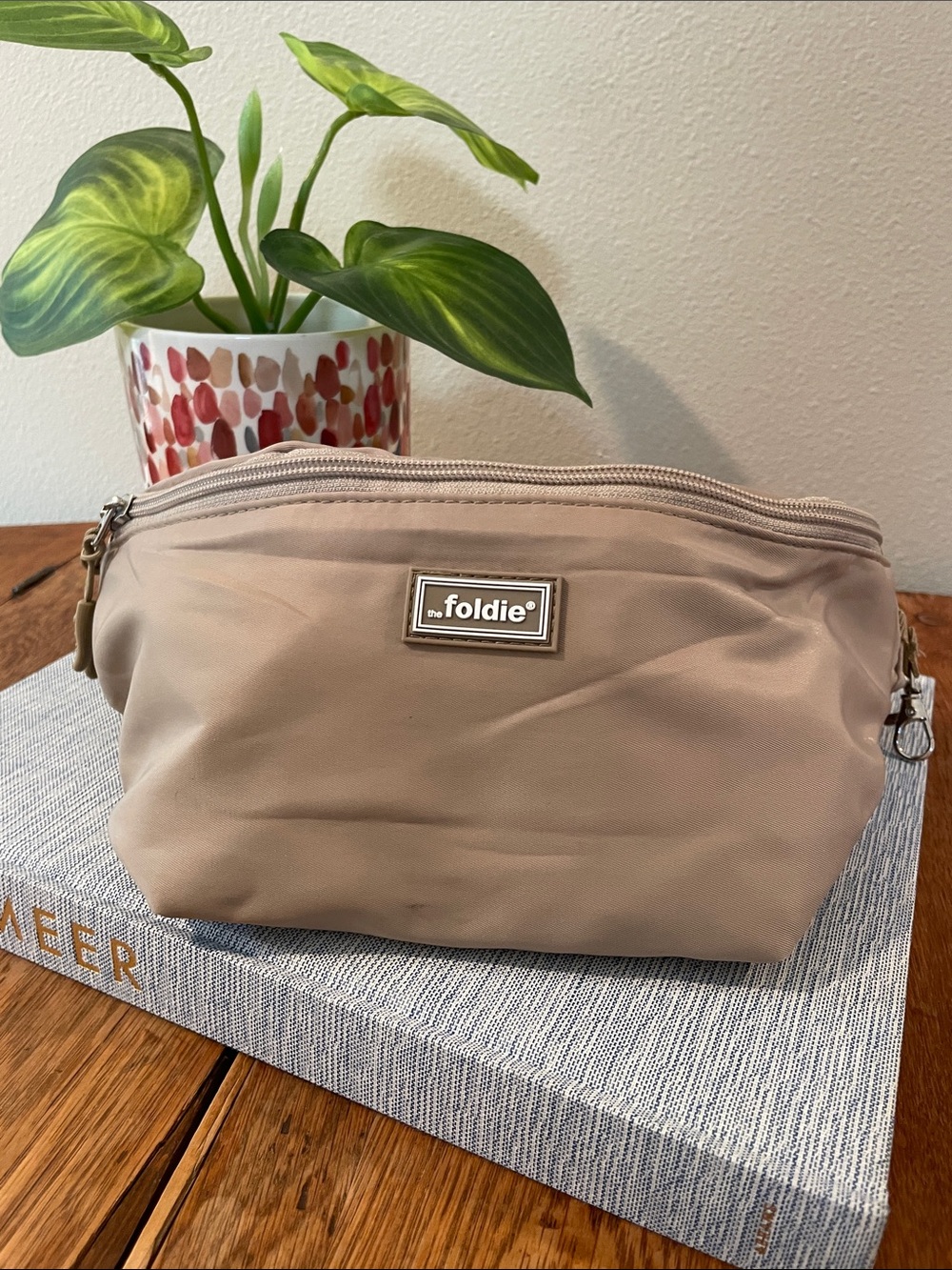 The Foldie Anti-Theft Foldable Crossbody Bag — Beige